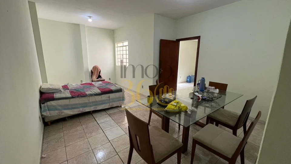 Imagens do imóveis CASA À VENDA - BAIRRO SANTA HELENA