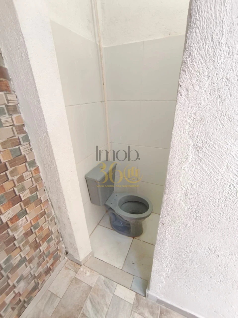 CASA Á VENDA -  OITIS (CONTAGEM)