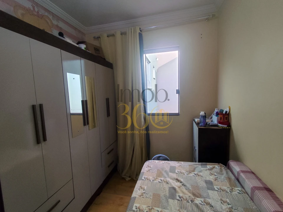 Imagens do imóveis Casa Geminada Duplex no Bosque de Ibirité com entrada individual.
