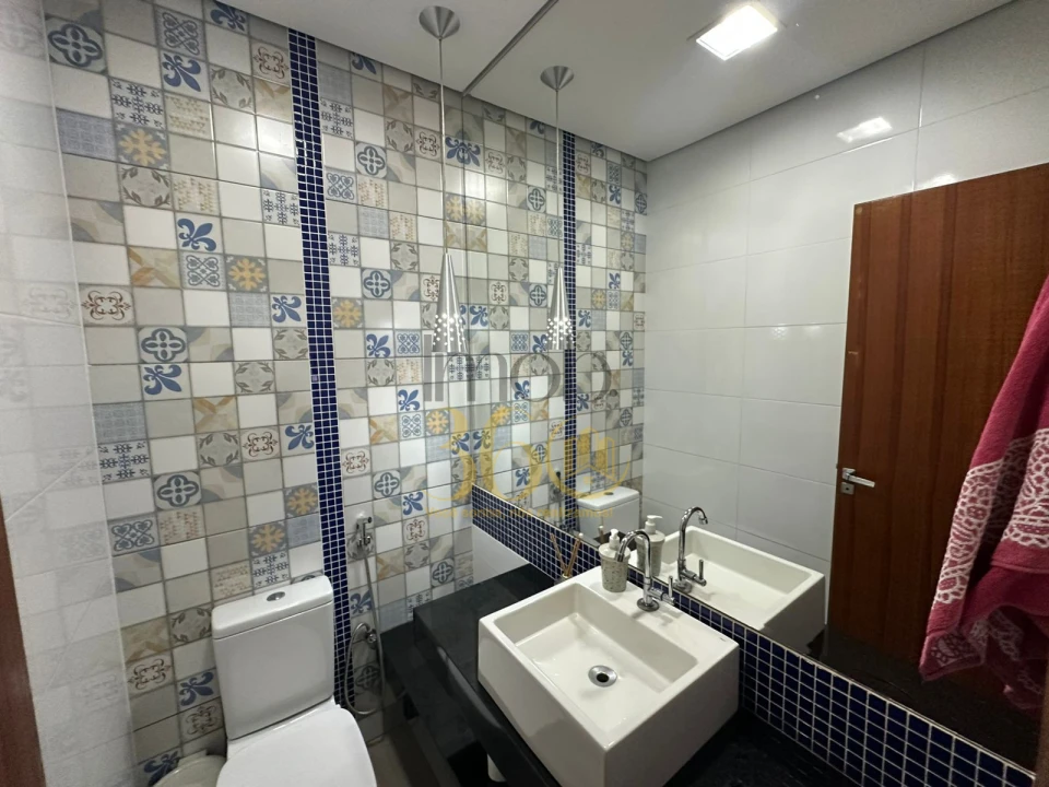 Imagens do imóveis CASA Á VENDA -  OLARIA