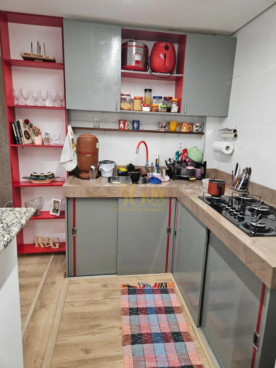 CASA Á VENDA - IBIRITE