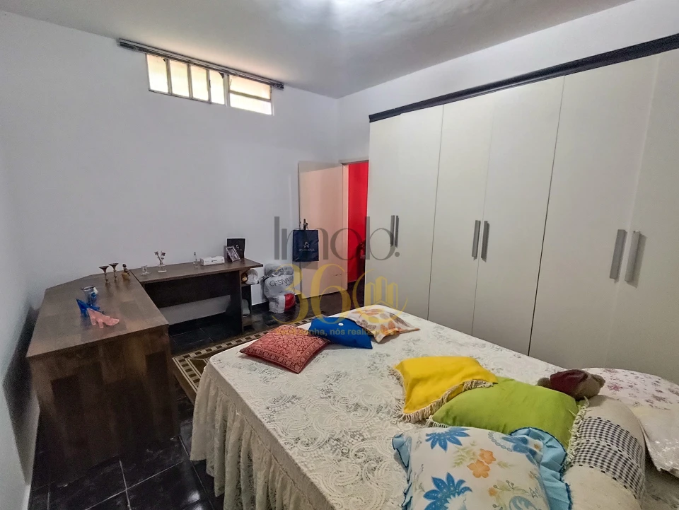 CASA Á VENDA MIRAMAR (BARREIRO)