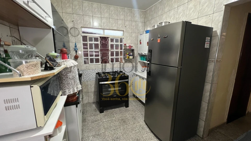 CASA Á VENDA -  TEIXEIRA DIAS (BARREIRO)