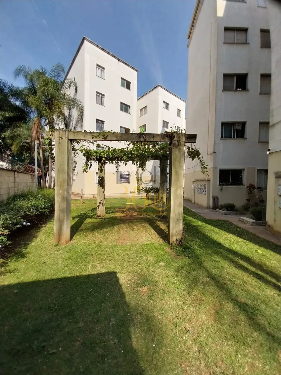 Imagens do imóveis ALUGUEL APARTAMENTO - BAIRRO OLÁRIA