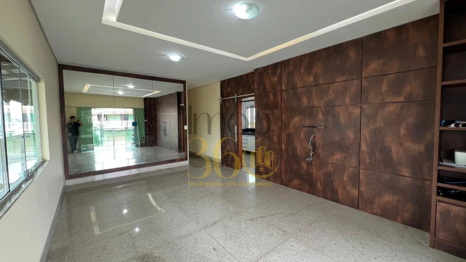 CASA Á VENDA -  DIAMANTE (BARREIRO)