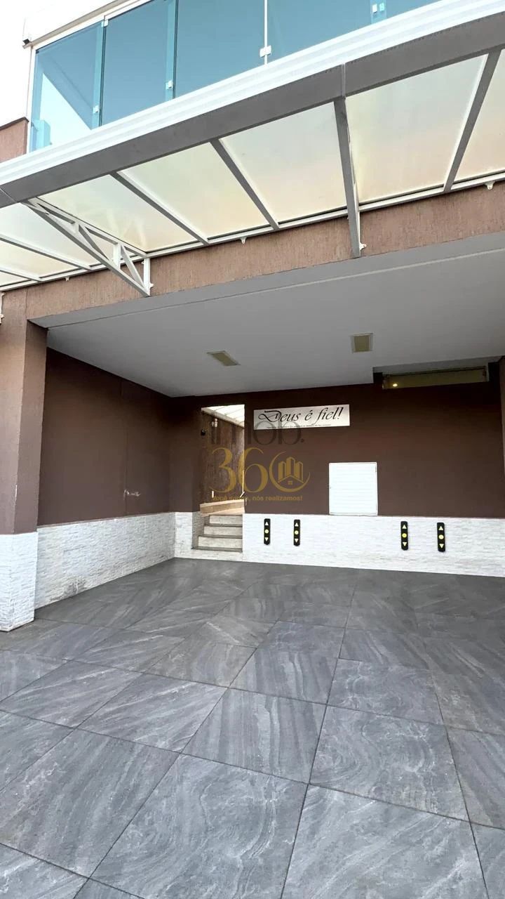 Imagens do imóveis CASA À VENDA 0 BAIRRO TIROL