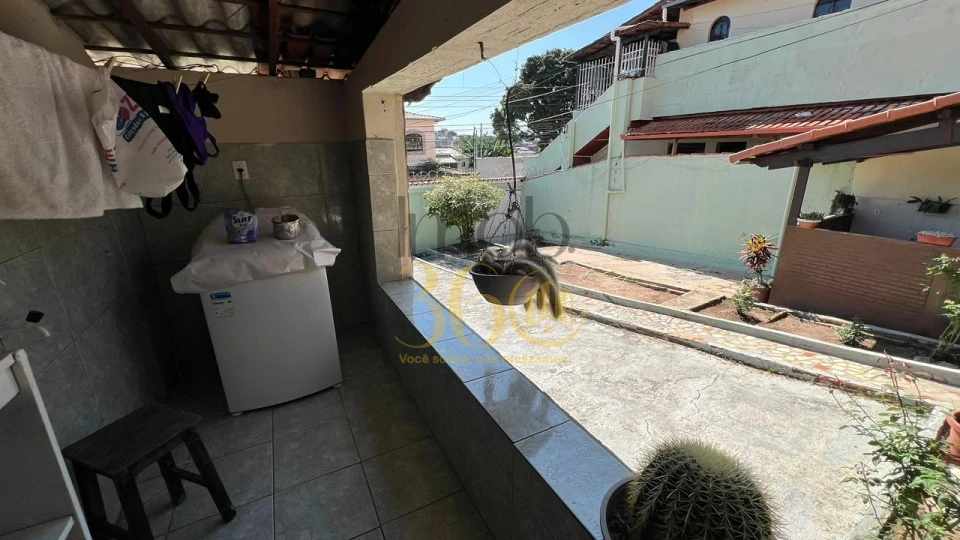 Imagens do imóveis CASA Á VENDA - LÍNDEIA