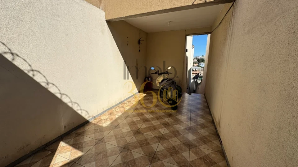 Imagens do imóveis CASA À VENDA - BAIRRO TIROL