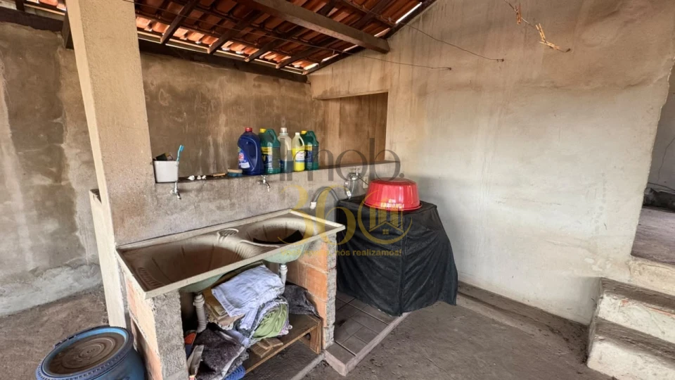 Imagens do imóveis CASA À VENDA - BRASIL  INDUSTRIAL