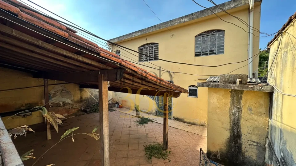 Imagens do imóveis LOTE COM CASA Á VENDA - TEIXEIRA DIAS
