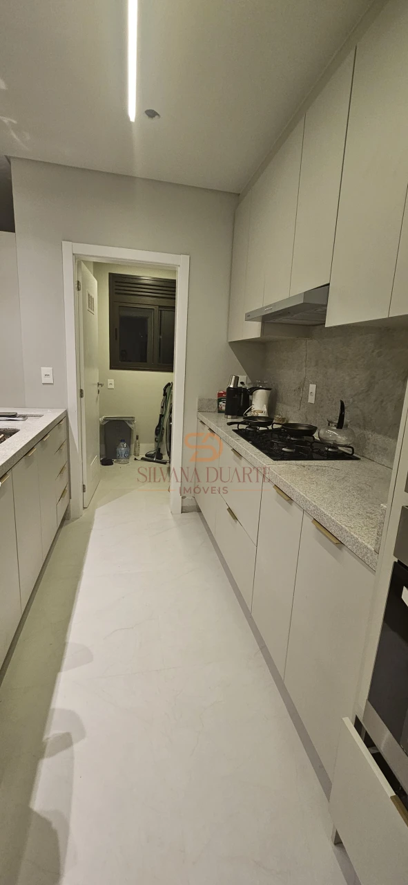 Imagens do imóveis APARTAMENTO À VENDA EM BAL. PEREQUE, PRONTO PARA MORAR