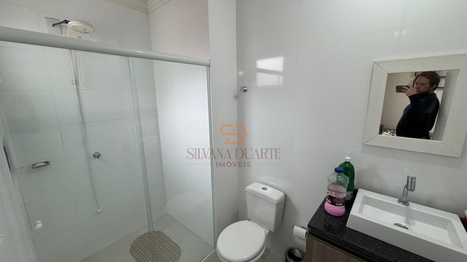 Imagens do imóveis Sobrado à venda em Bal. Pereque, 400 metros do Mar