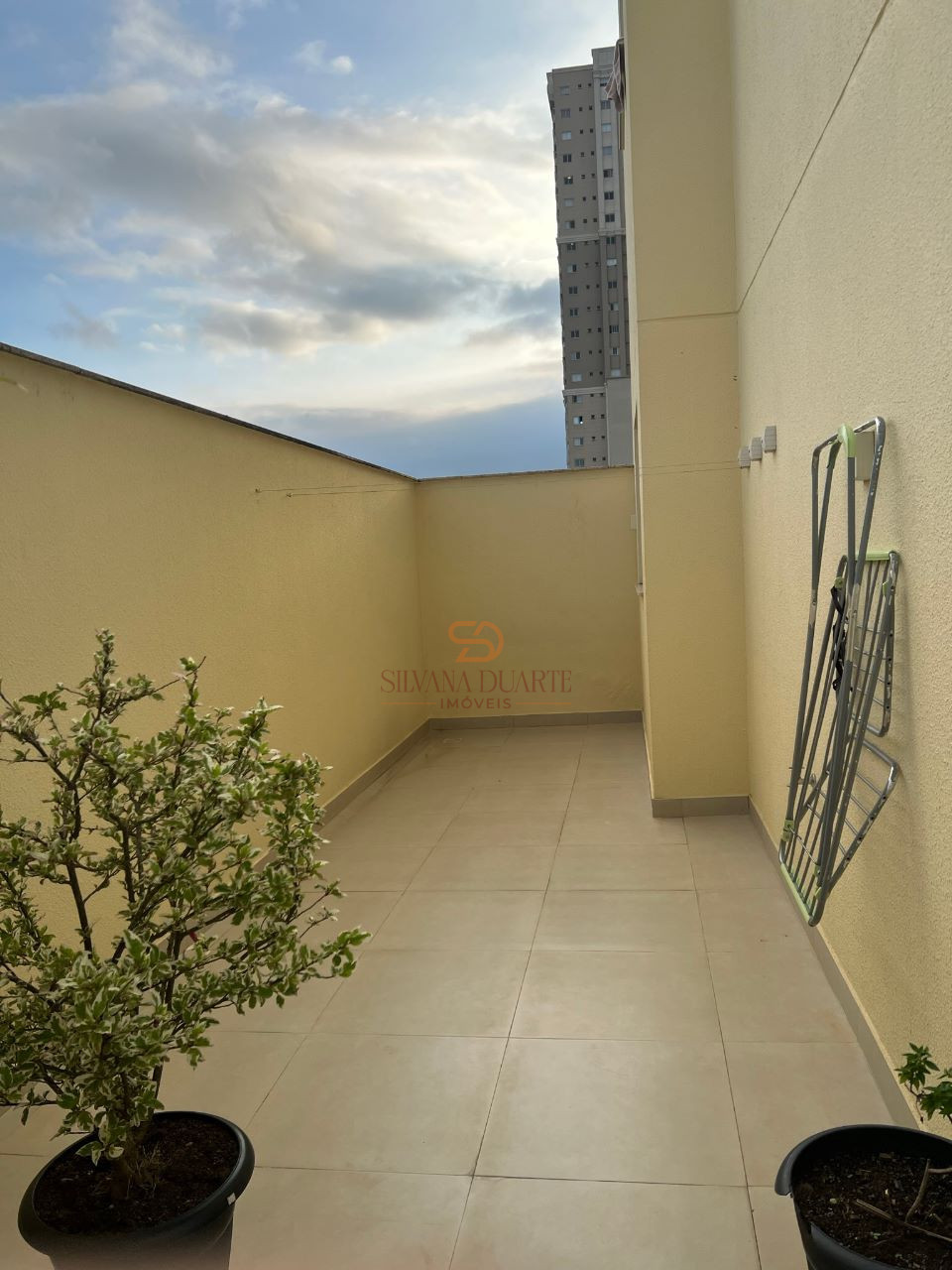 Imagens do imóveis Apartamento à vende em Meia Praia - REGIÃO CENTRAL