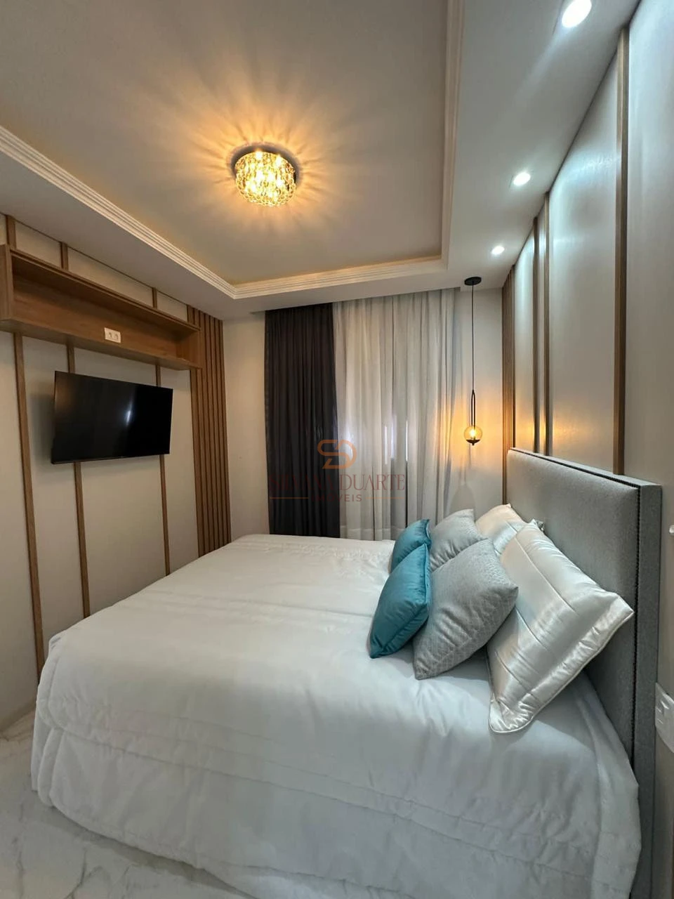 Imagens do imóveis APARTAMENTO À VENDA EM MEIA PRAIA PRONTO PARA MORAR