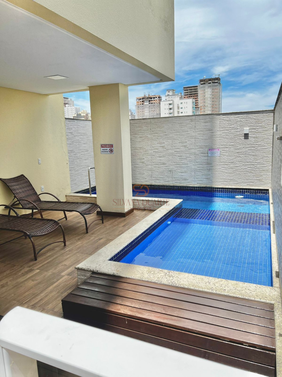 Imagens do imóveis Apartamento à vende em Meia Praia - REGIÃO CENTRAL