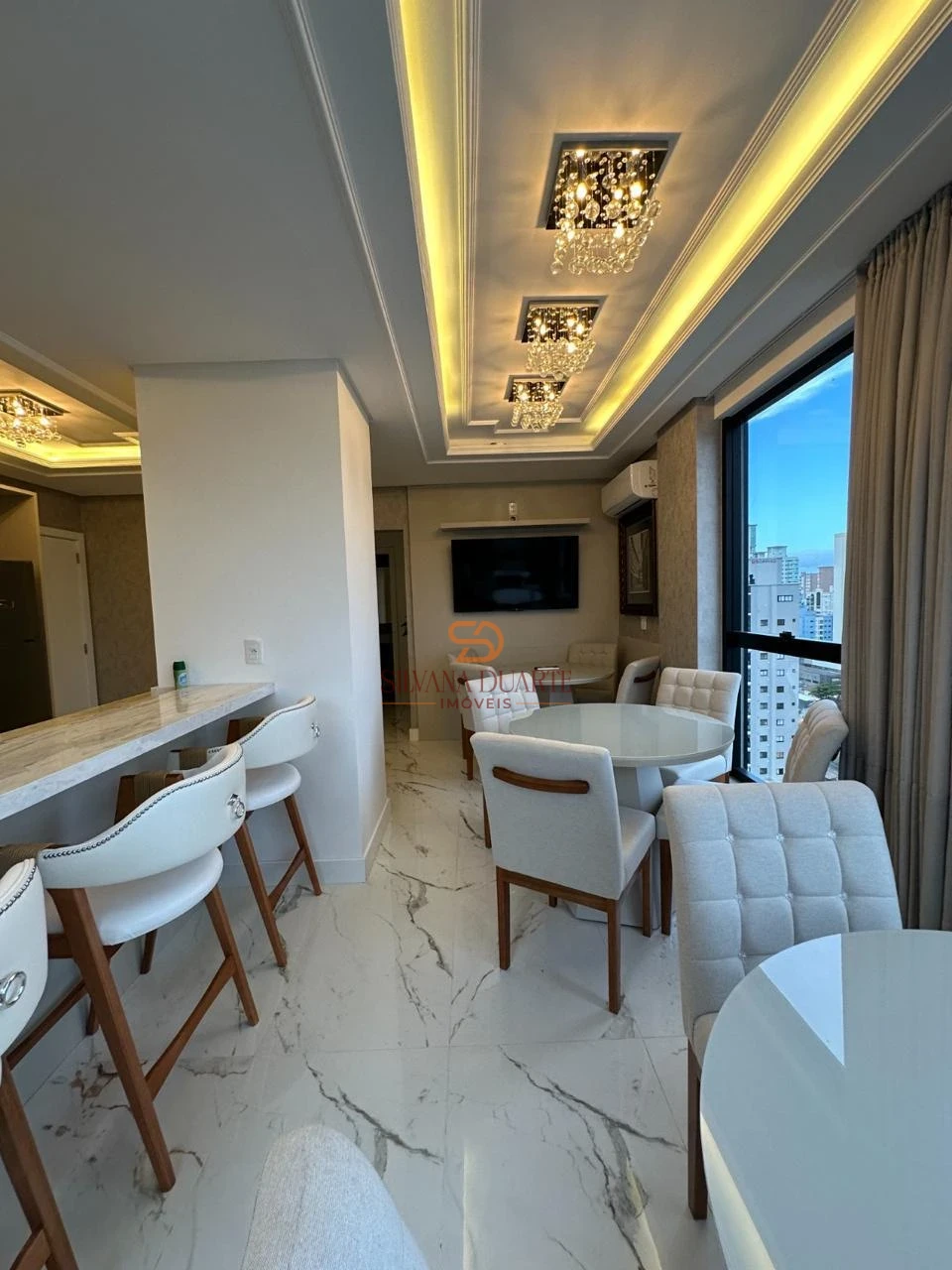 Imagens do imóveis APARTAMENTO À VENDA EM MEIA PRAIA PRONTO PARA MORAR