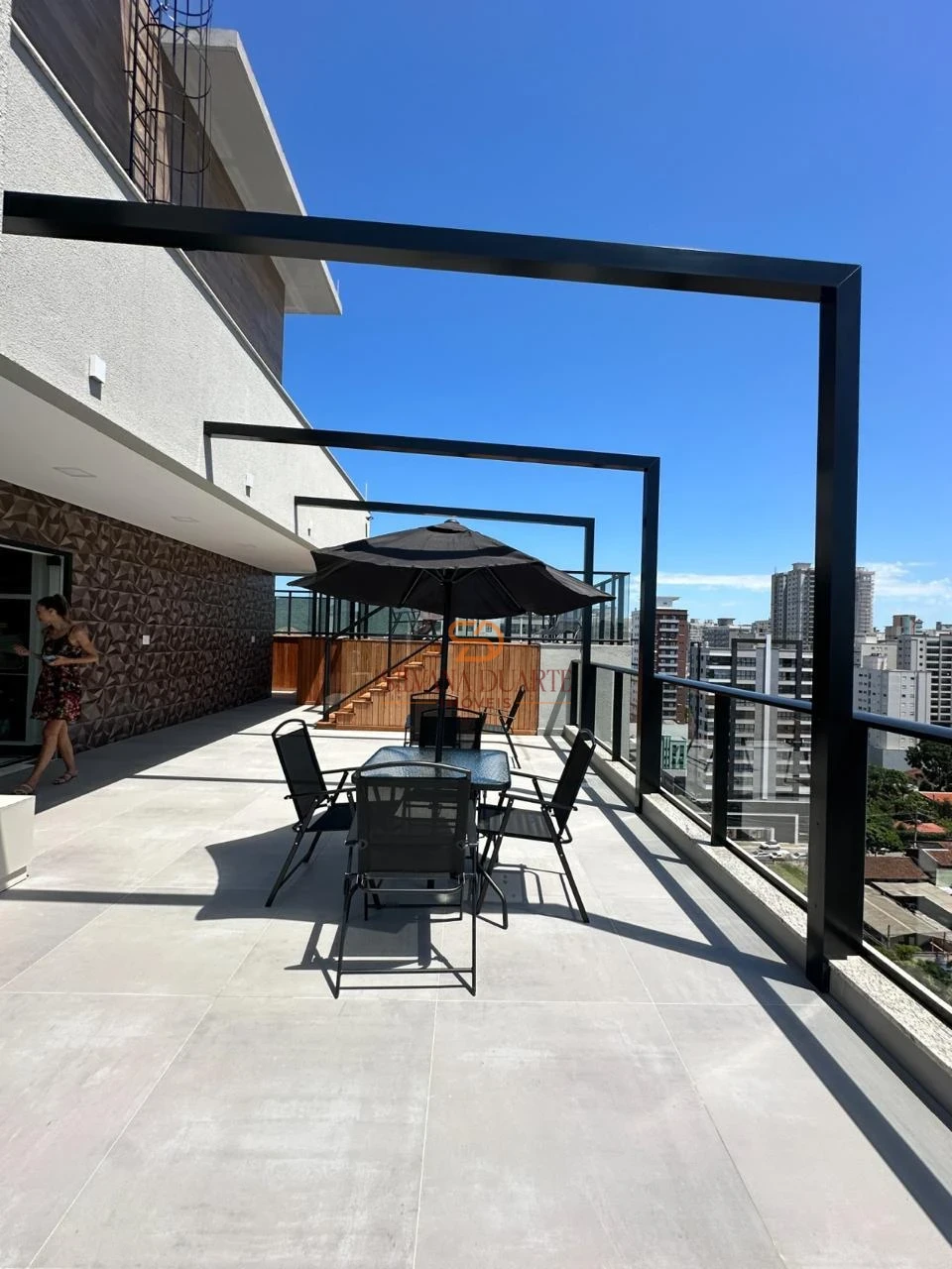 Imagens do imóveis APARTAMENTO À VENDA EM MEIA PRAIA PRONTO PARA MORAR