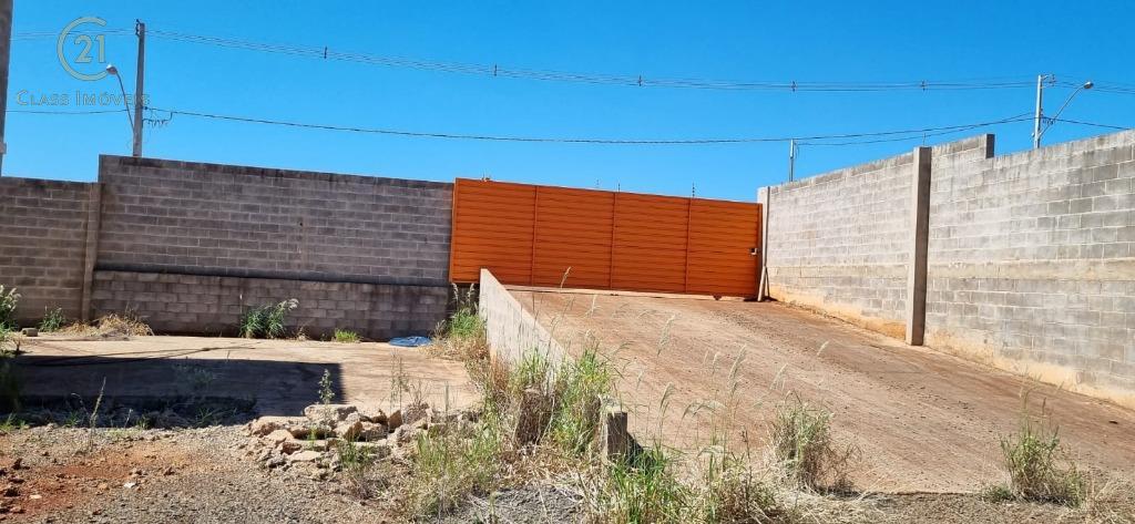 Imagens do imóveis Industrial todo murado