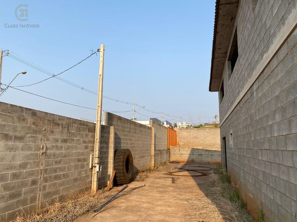 Imagens do imóveis Industrial todo murado