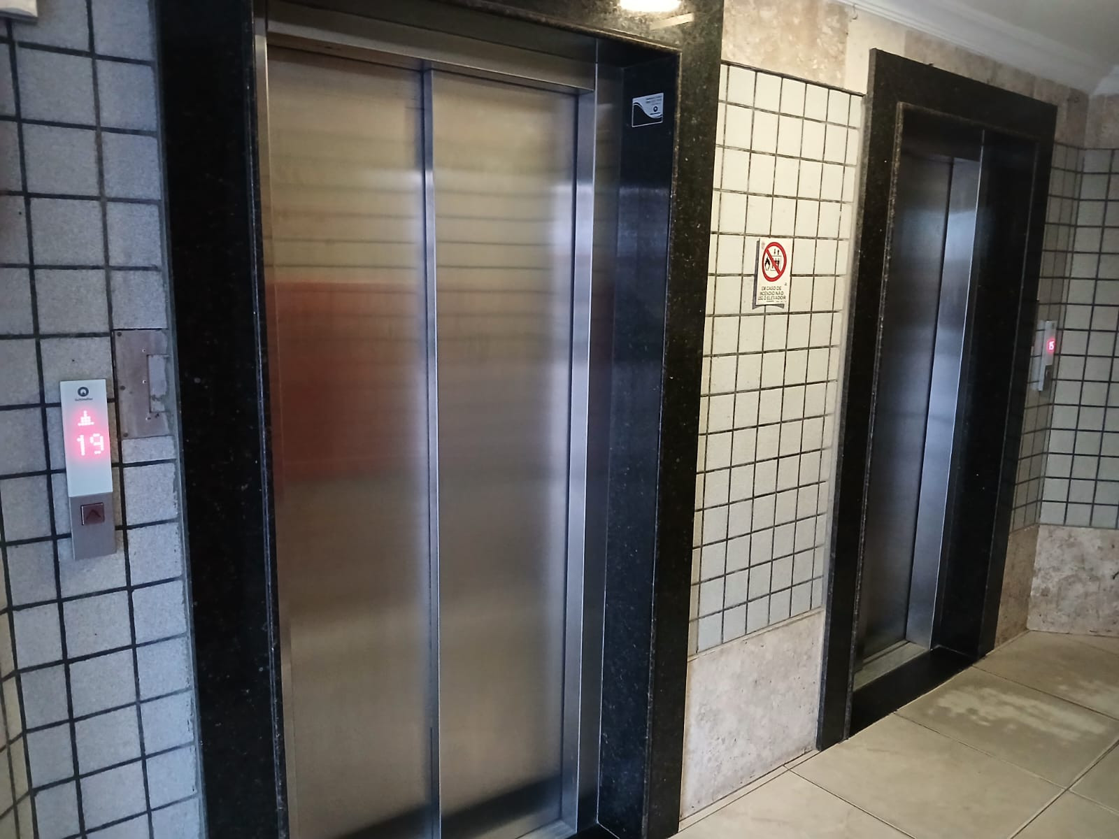 Imagens do imóveis Apartamento Á Venda Edifico Maestro Guiaes De Barros Belém