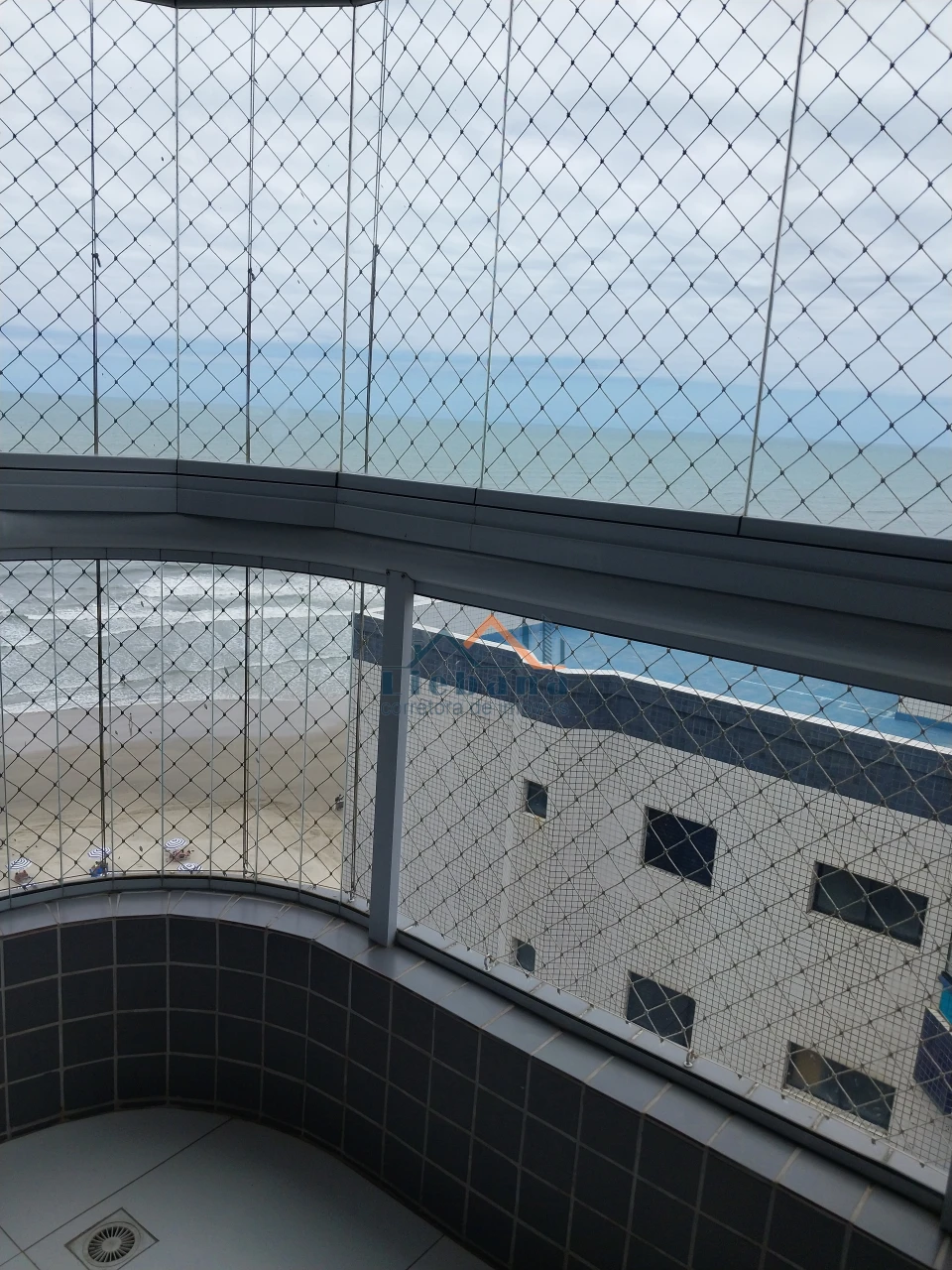 Imagens do imóveis Apartamento Pe Na Areia Com Lazer Completo