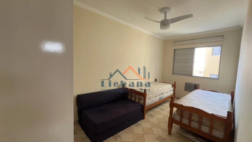 Imagens do imóveis Canto do Forte 2 dormitórios a 200 metros do mar