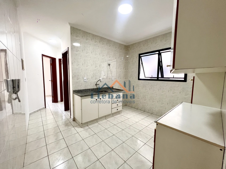 Imagens do imóveis APARTAMENTO A 180 METROS DO MAR