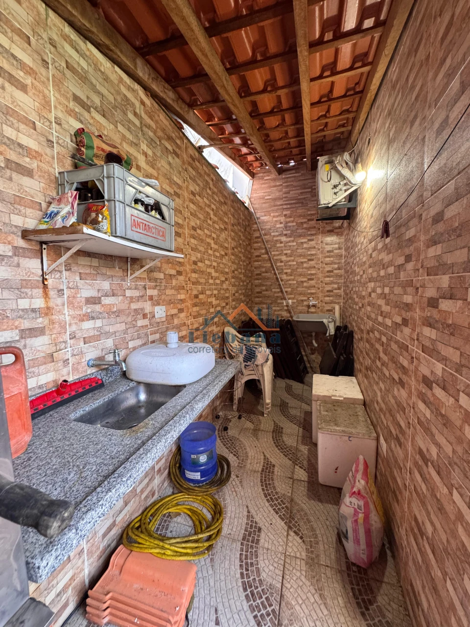 Imagens do imóveis Casa Geminada 1 Dormitório 1 Suite 2 Vagas De Garagem