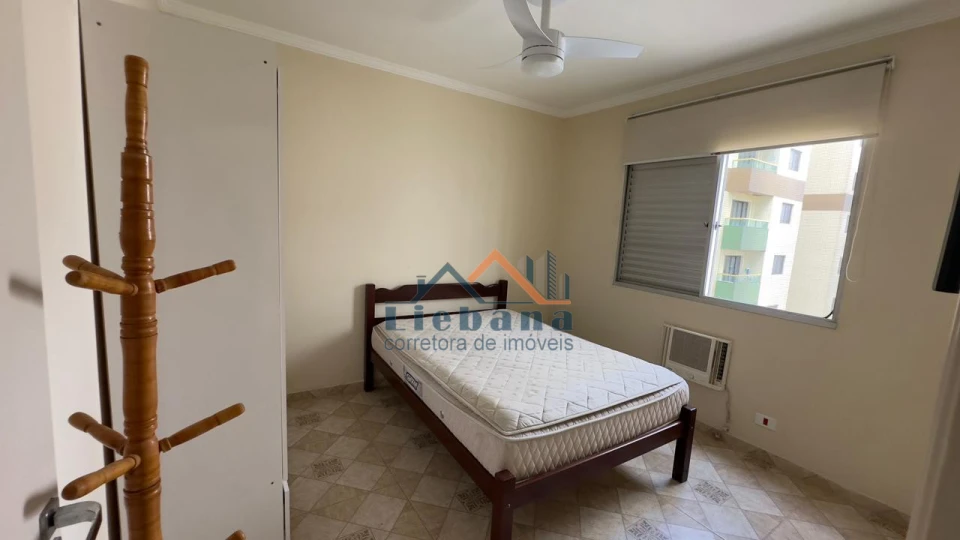 Imagens do imóveis Canto do Forte 2 dormitórios a 200 metros do mar