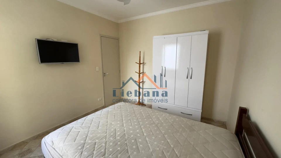 Imagens do imóveis Canto do Forte 2 dormitórios a 200 metros do mar