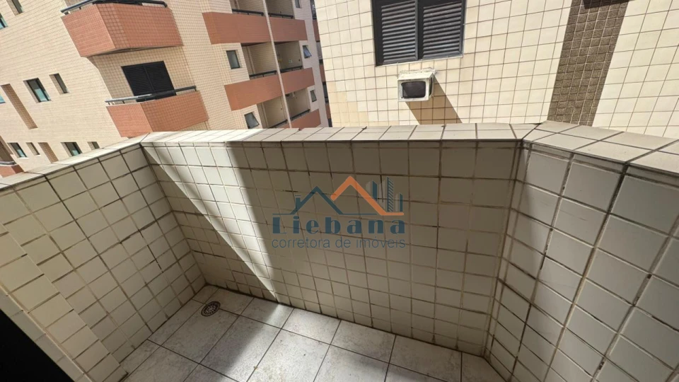 Imagens do imóveis 1 dormitório com 2 sacadas - 200 metros do mar