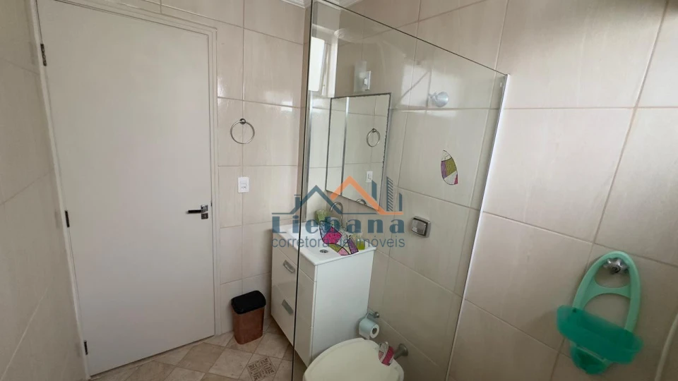 Imagens do imóveis Canto do Forte 2 dormitórios a 200 metros do mar