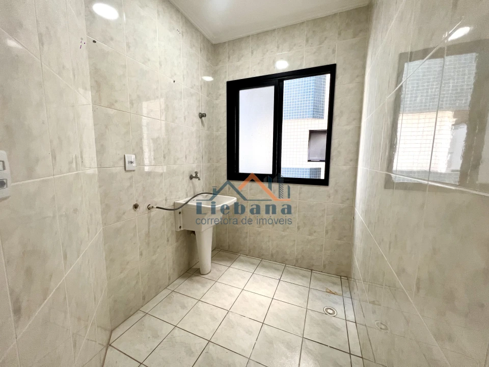 Imagens do imóveis APARTAMENTO A 180 METROS DO MAR