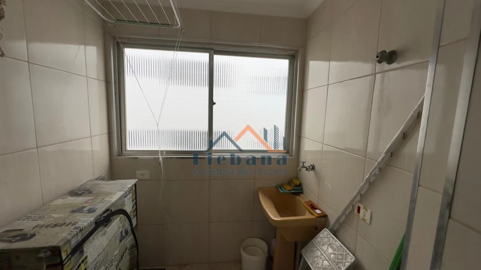 Imagens do imóveis Canto do Forte 2 dormitórios a 200 metros do mar