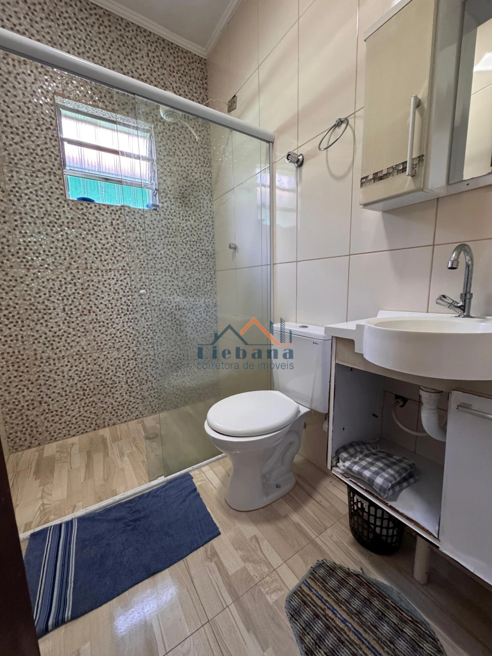 Imagens do imóveis Casa Geminada 1 Dormitório 1 Suite 2 Vagas De Garagem