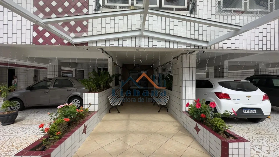 Imagens do imóveis Canto do Forte 2 dormitórios a 200 metros do mar