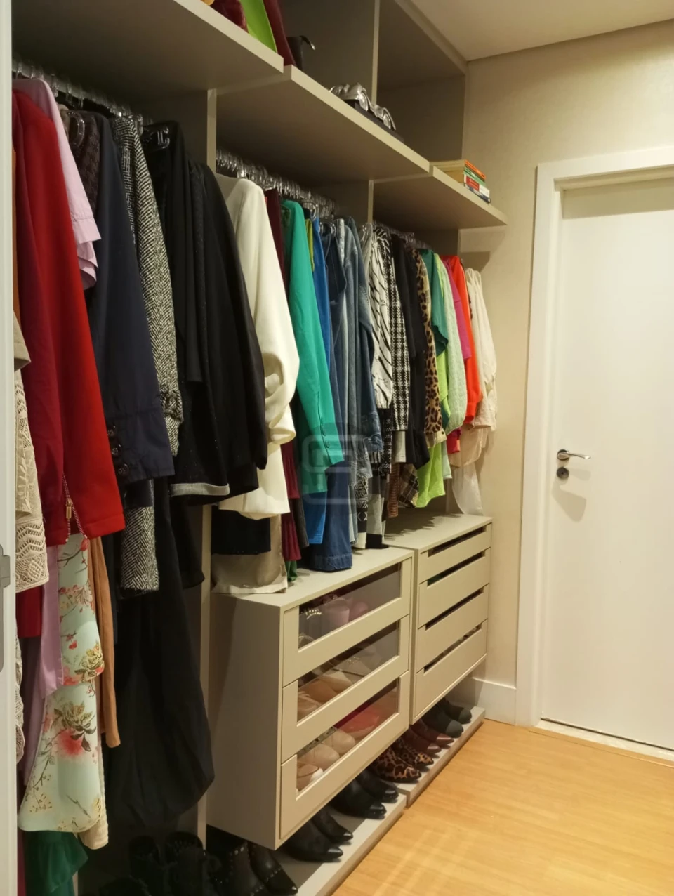 Imagens do imóveis Apartamento À Venda Chelsea Tower Londrina