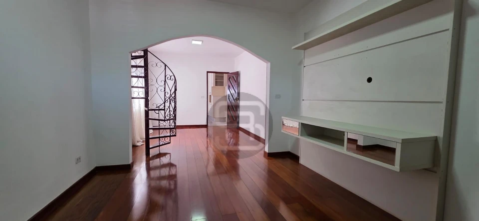 Imagens do imóveis CASA A VENDA COM 188 M² EM CAMBÉ