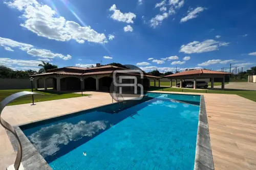 Imagens do imóveis Chácara À Venda Condomínio Bratislava Cambé com casa de 433m²