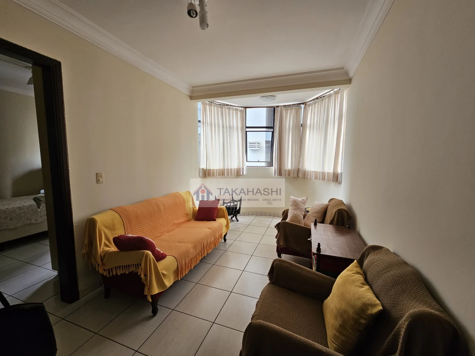 Apartamento Á Venda  - 01 QUARTO, SALA e COZINHA, SEM GARAGEM - CENTRO