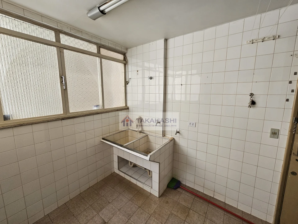 Apartamento Á Venda Condominio  Edifcio Izaura Londrina