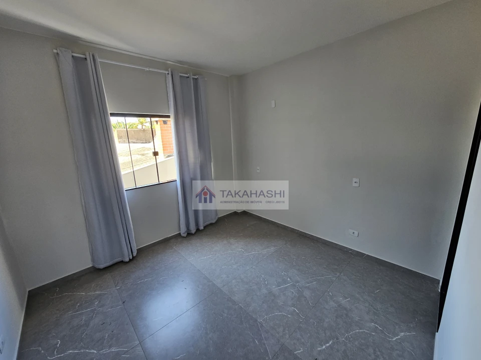 Kitnet para alugar com garagem