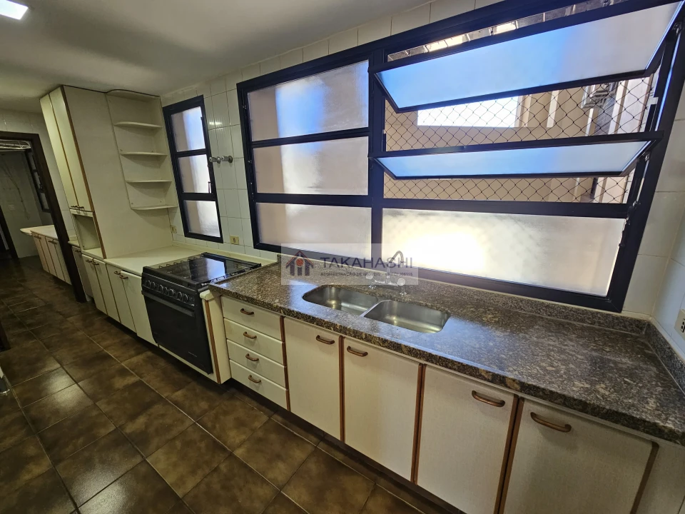 Apartamento À Venda Ed. Manhattan Londrina