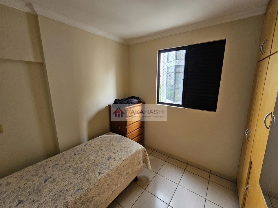 Apartamento Á Venda  - 01 QUARTO, SALA e COZINHA, SEM GARAGEM - CENTRO