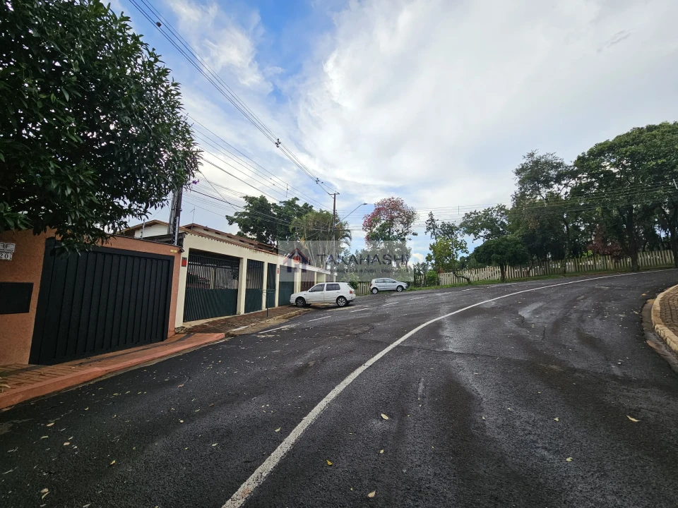 Casa Geminada Para Alugar ao lado do Lago 2