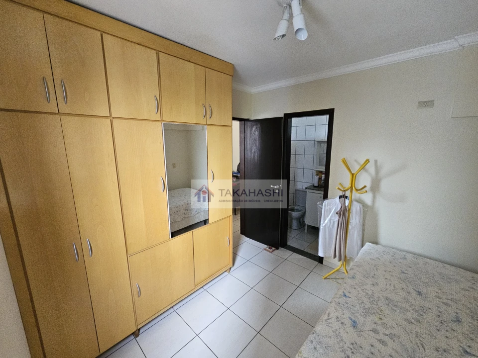 Apartamento Á Venda  - 01 QUARTO, SALA e COZINHA, SEM GARAGEM - CENTRO