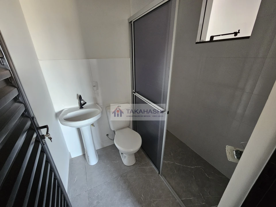 Kitnet para alugar com garagem