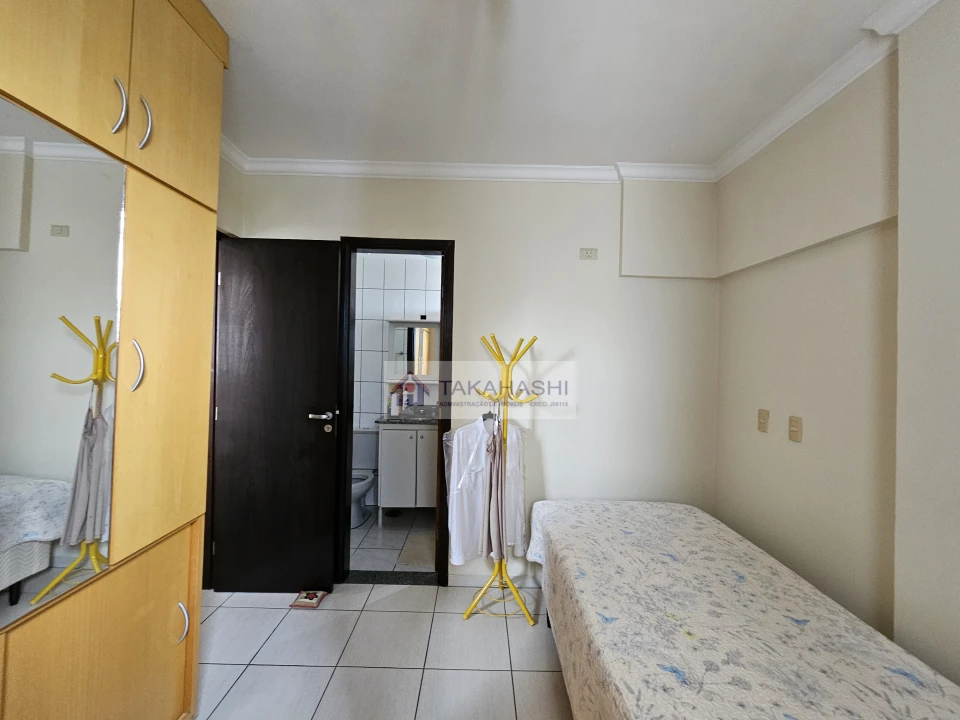 Apartamento Á Venda  - 01 QUARTO, SALA e COZINHA, SEM GARAGEM - CENTRO