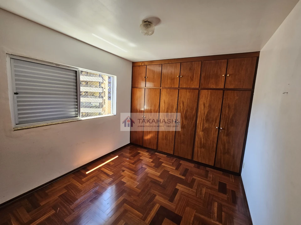 Apartamento Á Venda Condominio  Edifcio Izaura Londrina