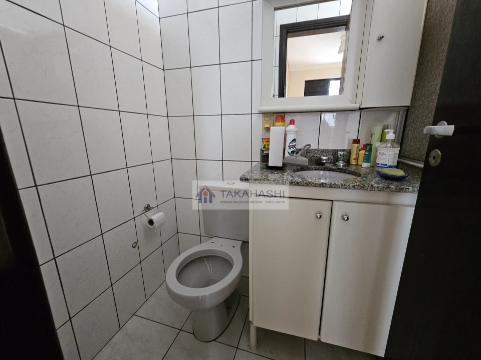 Apartamento Á Venda  - 01 QUARTO, SALA e COZINHA, SEM GARAGEM - CENTRO